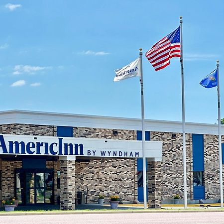 Americinn & Suites By Wyndham Baraboo Event Center Exterior foto